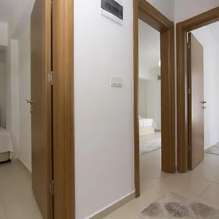 Pinara Residence *